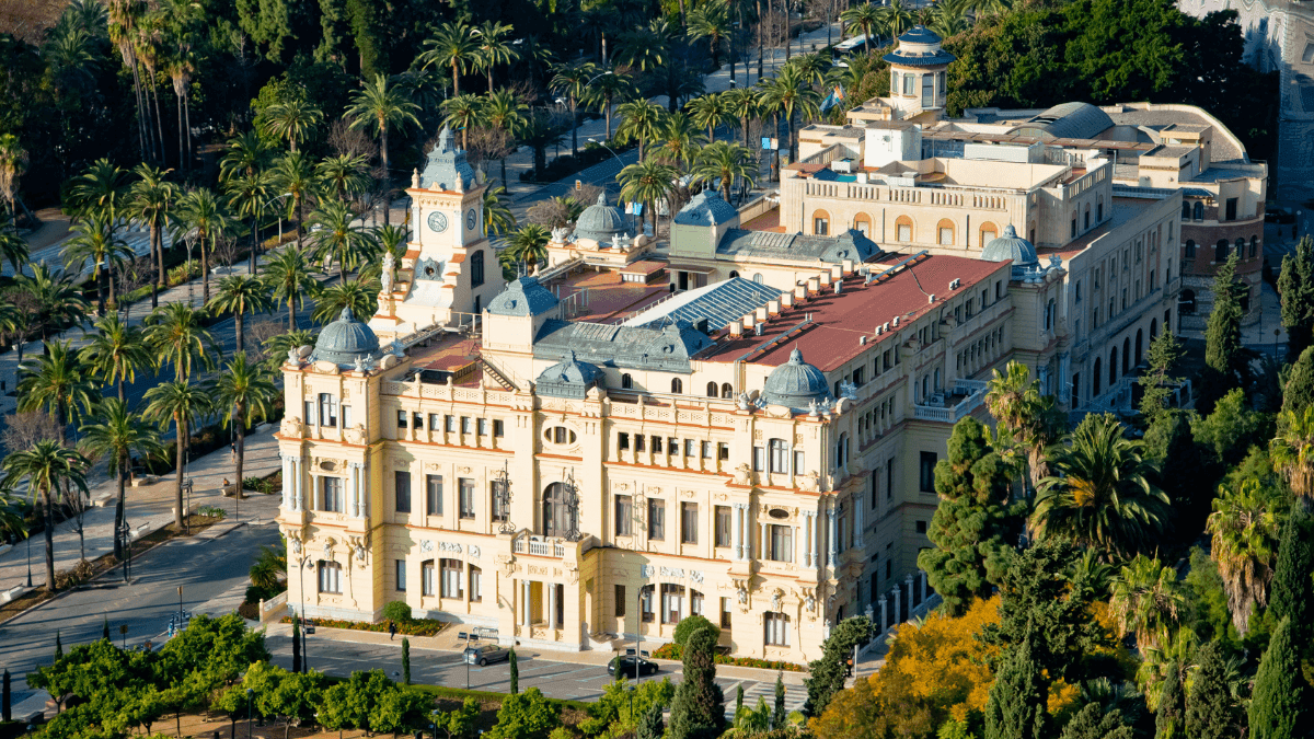 El Ayuntamiento: símbolo de modernidad y emblema urbano-/uploads/49a7ee39_6c0d_4285_b3e4_265df3439610_d15cebf8e2.png